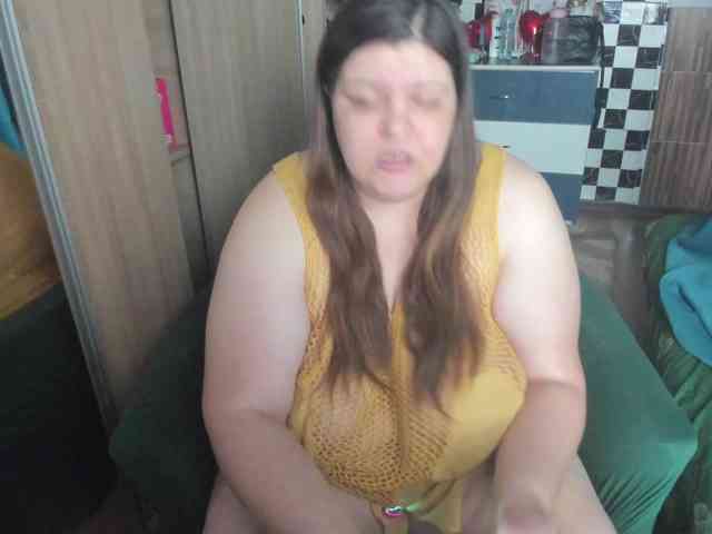 Ionysexylips69 webcam