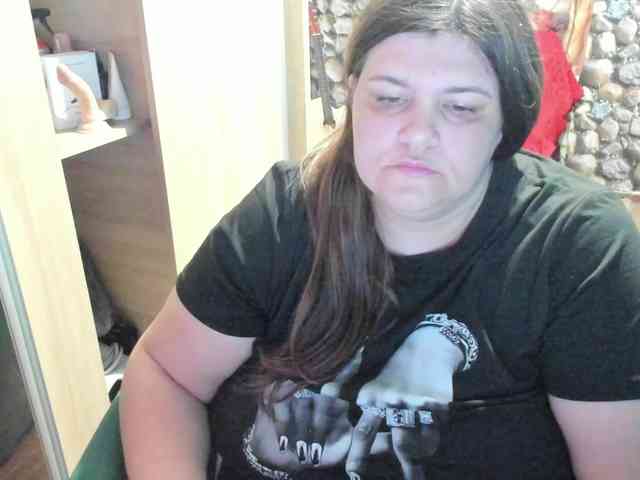 Ionysexylips69 webcam