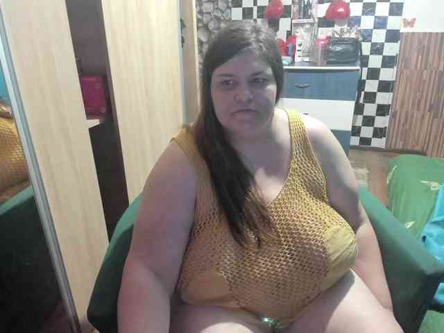 Ionysexylips69 webcam