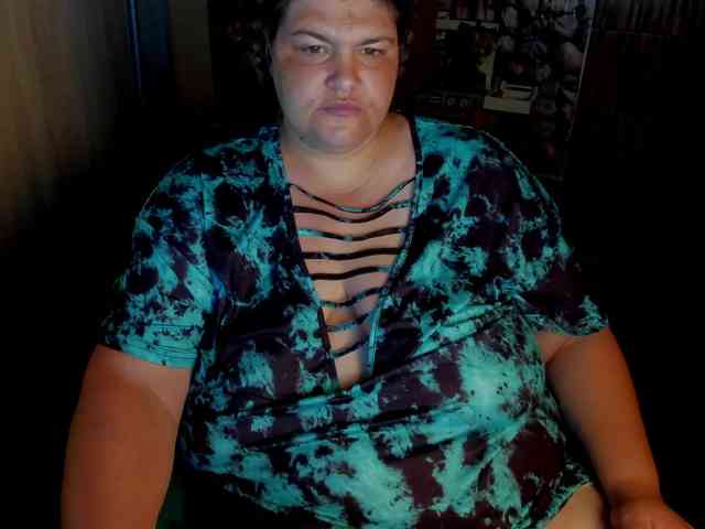 Ionysexylips69 webcam