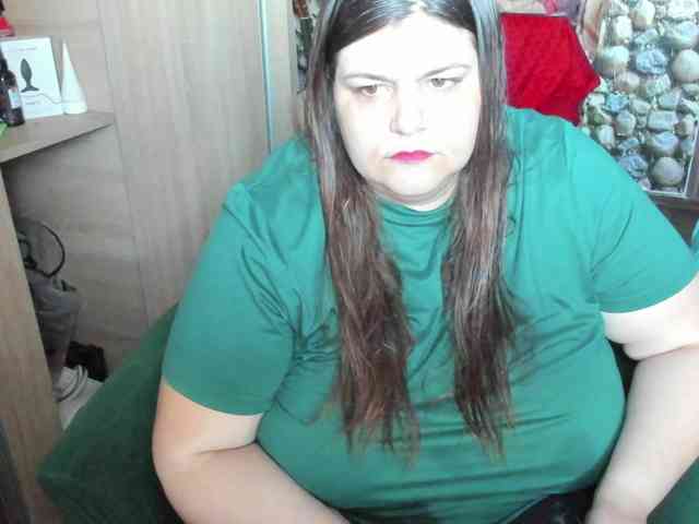 Ionysexylips69 webcam