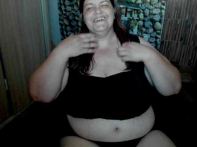 Ionysexylips69 webcam