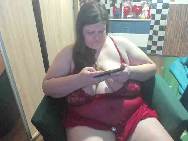 Ionysexylips69 webcam