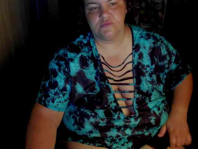 Ionysexylips69 webcam