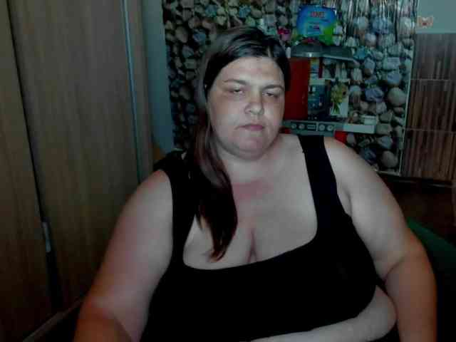 Ionysexylips69 webcam