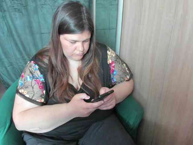 Ionysexylips69 webcam