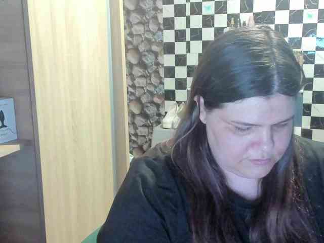 Ionysexylips69 webcam