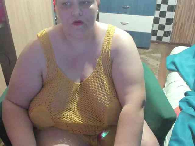 Ionysexylips69 webcam