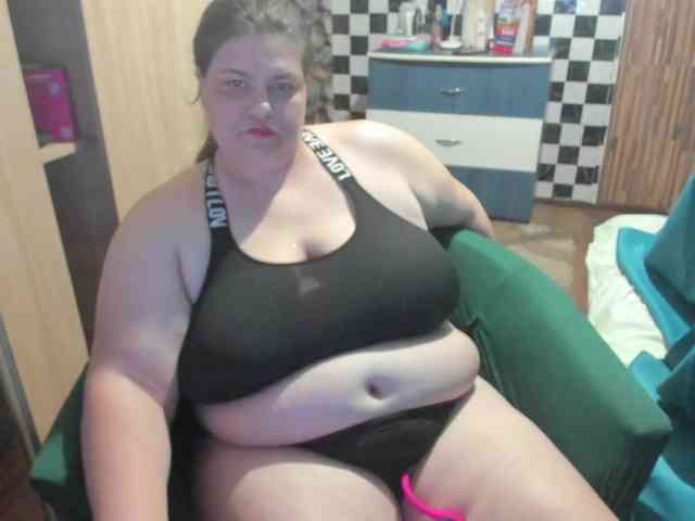 Ionysexylips69 webcam