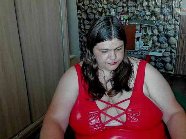 Ionysexylips69 webcam