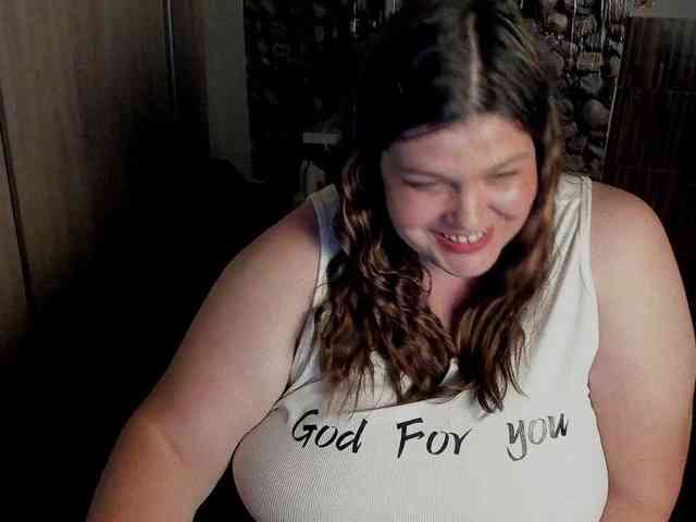 Ionysexylips69 webcam