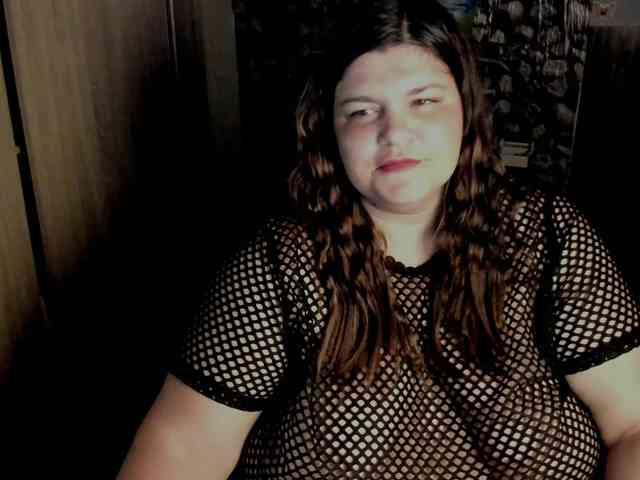 Ionysexylips69 webcam