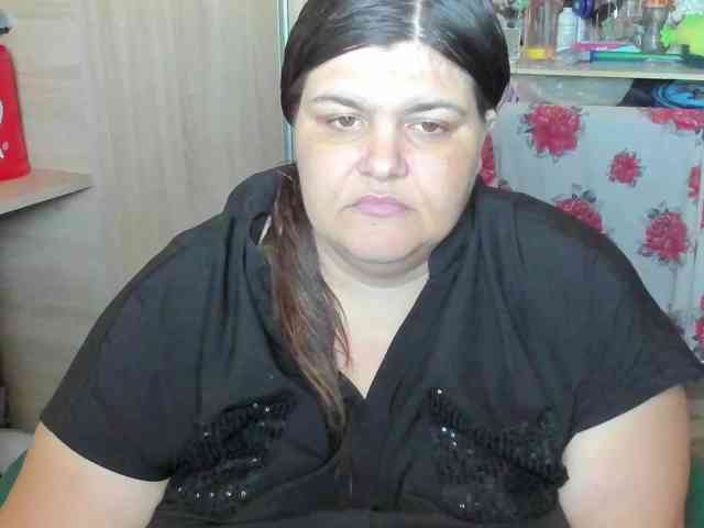 Ionysexylips69 webcam