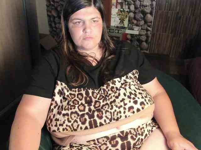 Ionysexylips69 webcam