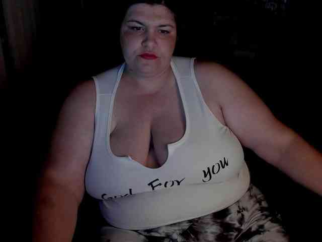Ionysexylips69 webcam