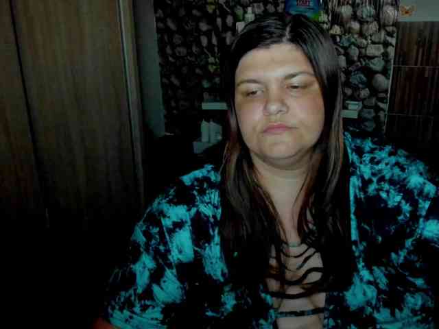 Ionysexylips69 webcam