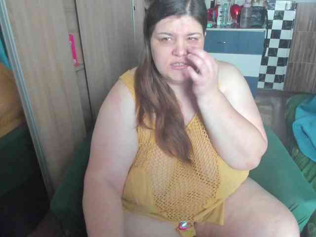 Ionysexylips69 webcam