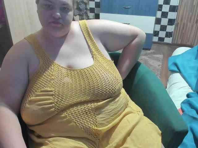 Ionysexylips69 webcam