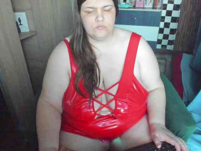 Ionysexylips69 webcam