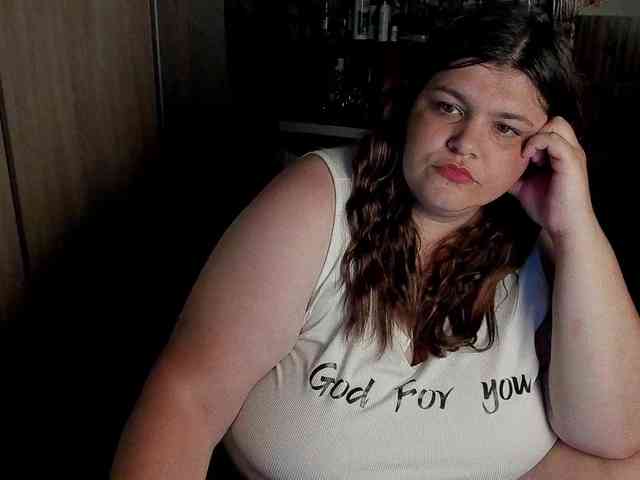 Ionysexylips69 webcam