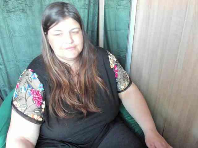 Ionysexylips69 webcam