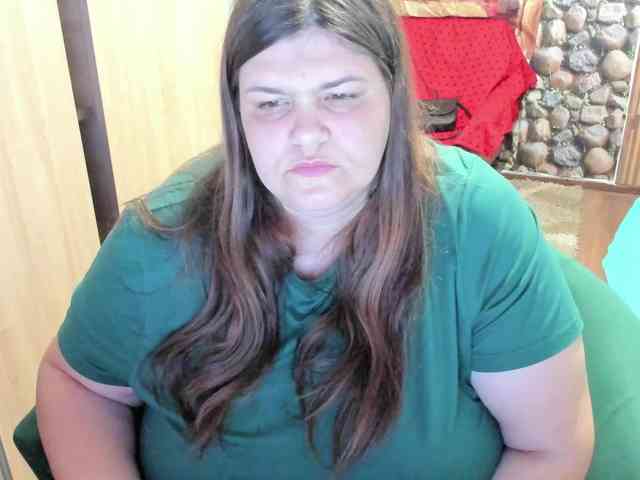 Ionysexylips69 webcam