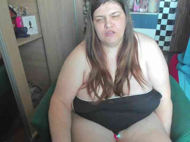 Ionysexylips69 webcam