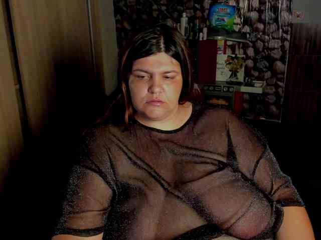 Ionysexylips69 webcam