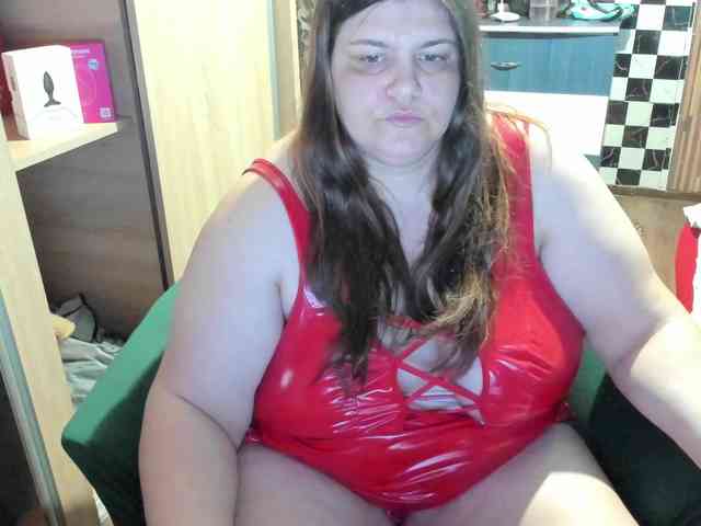 Ionysexylips69 webcam