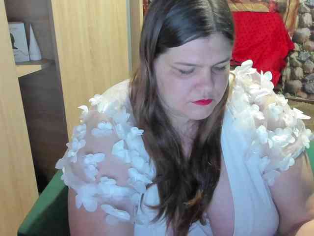 Ionysexylips69 webcam