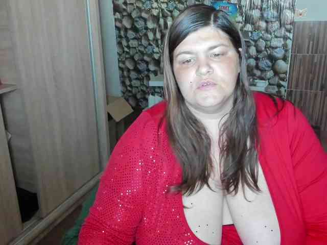 Ionysexylips69 webcam