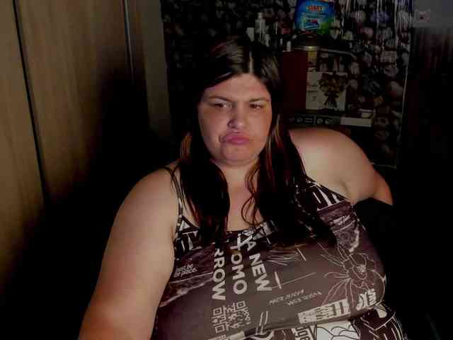 Ionysexylips69 webcam