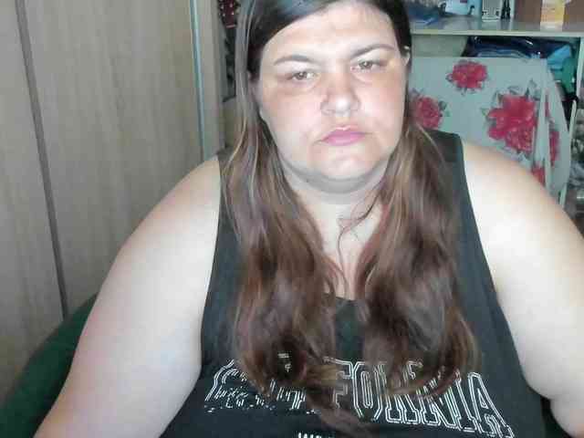 Ionysexylips69 webcam