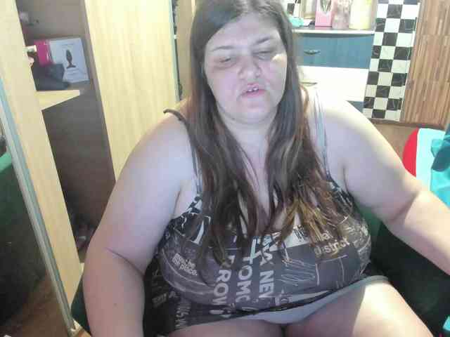 Ionysexylips69 webcam