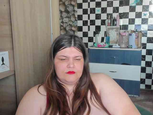Ionysexylips69 webcam