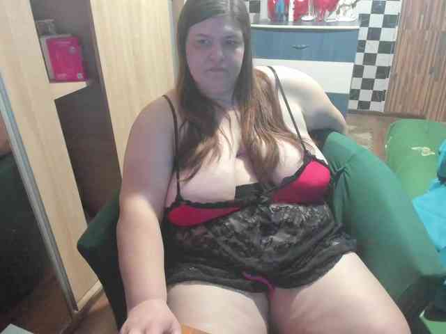 Ionysexylips69 webcam