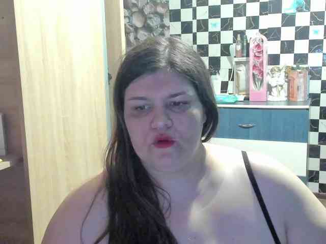 Ionysexylips69 webcam