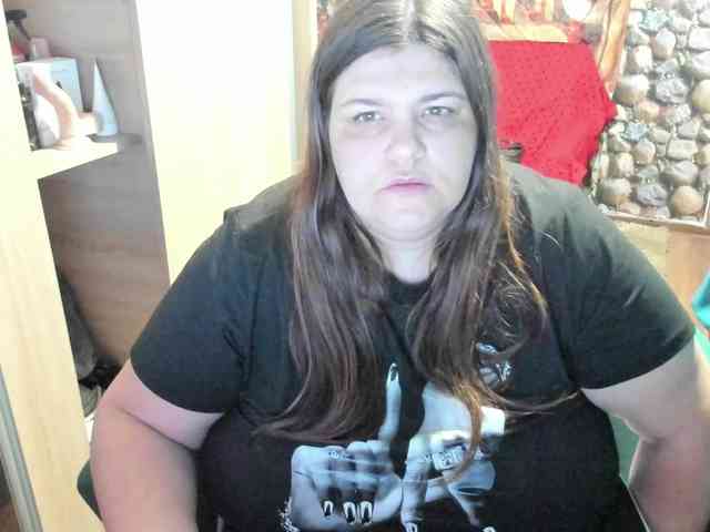 Ionysexylips69 webcam