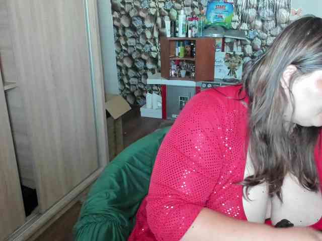 Ionysexylips69 webcam