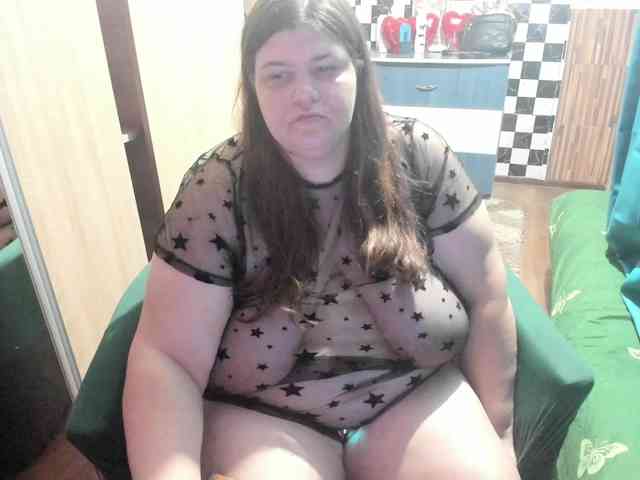 Ionysexylips69 webcam