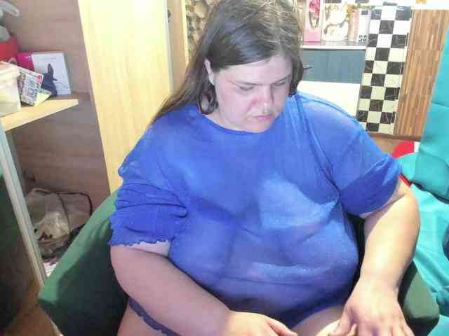 Ionysexylips69 webcam