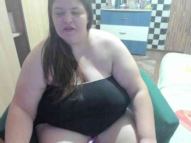 Ionysexylips69 webcam