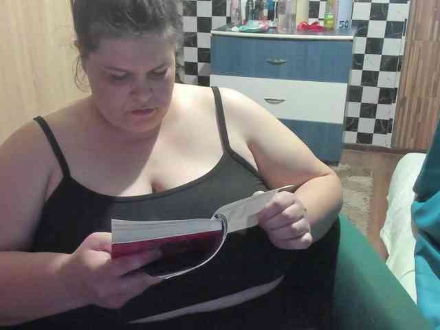 Ionysexylips69 webcam