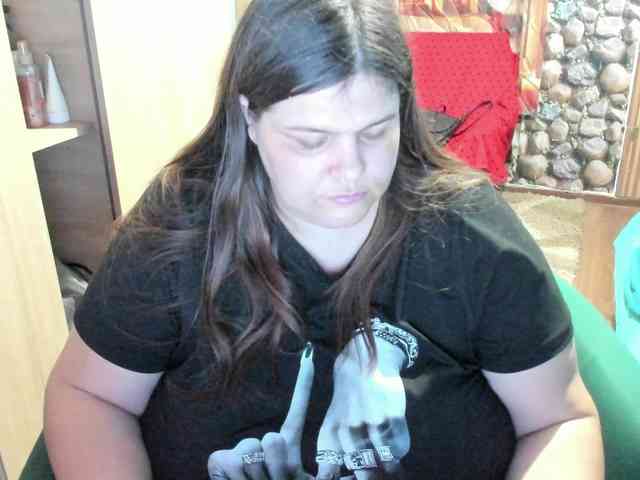 Ionysexylips69 webcam