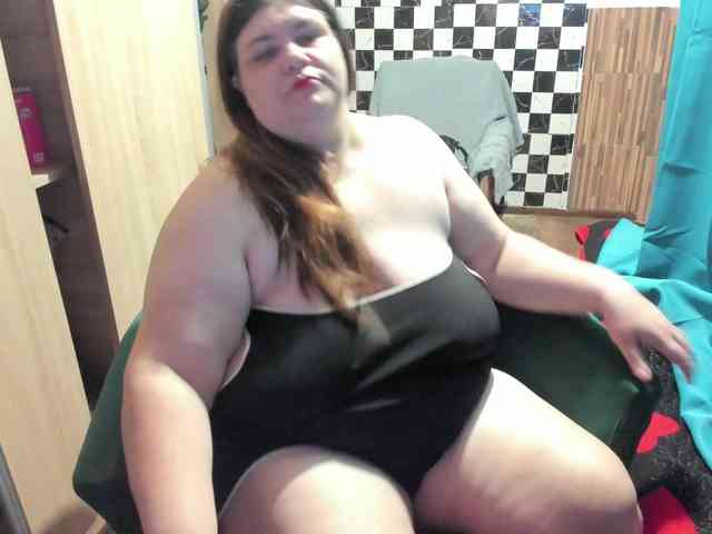 Ionysexylips69 webcam