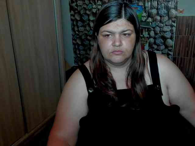 Ionysexylips69 webcam