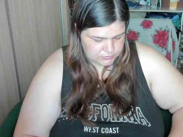 Ionysexylips69 webcam