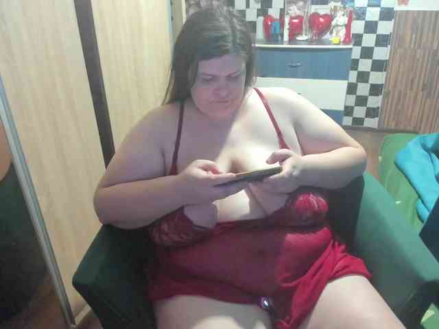 Ionysexylips69 webcam