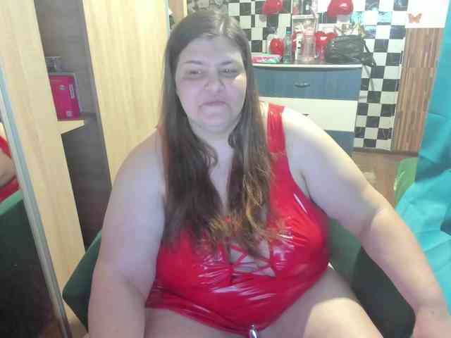 Ionysexylips69 webcam