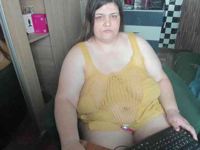 Ionysexylips69 webcam